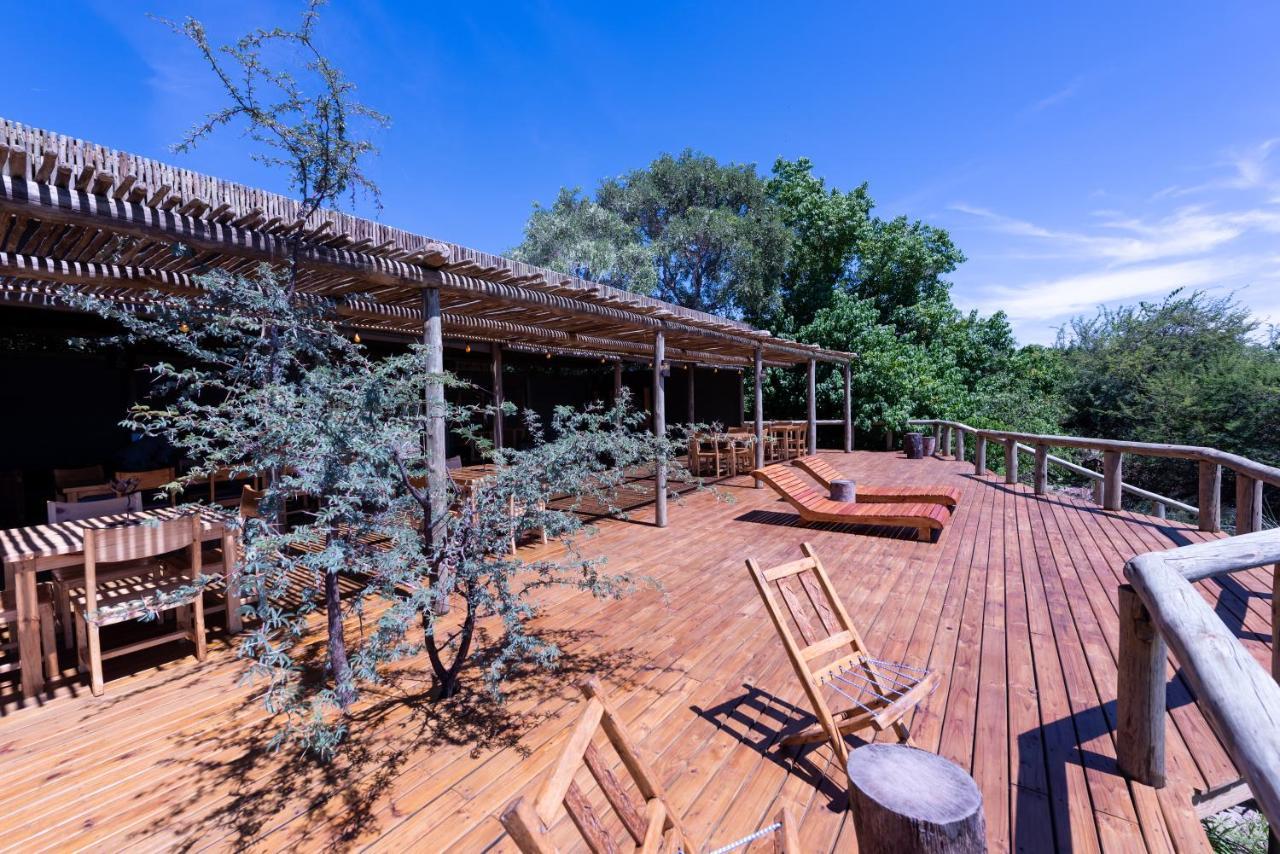 Semowi Lodge And Campsites Mirapene Exterior foto