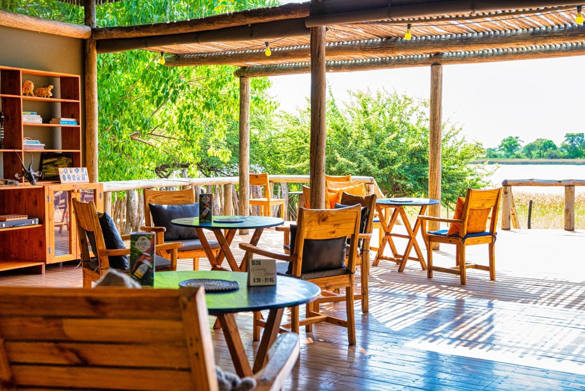 Semowi Lodge And Campsites Mirapene Exterior foto