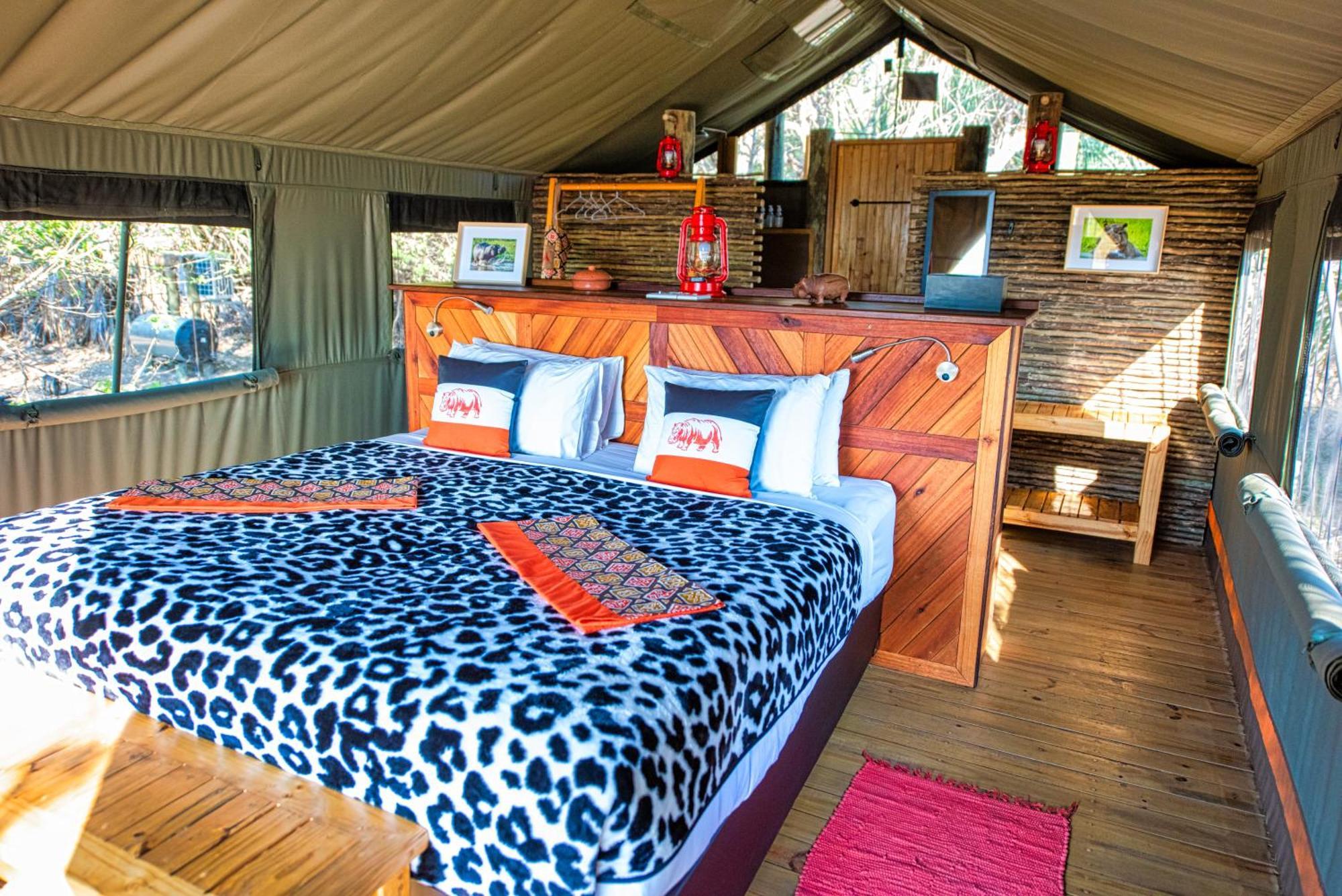 Semowi Lodge And Campsites Mirapene Cameră foto